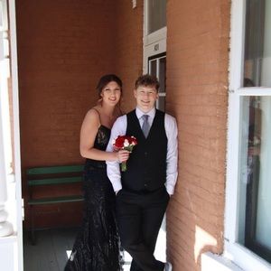 Meet your Posher, Emma